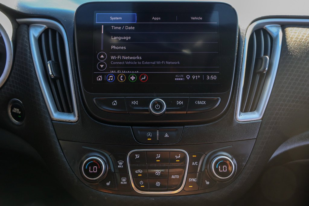 Used 2023 Chevrolet Malibu LT FWD image 29