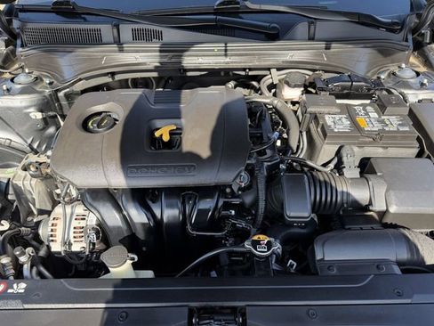 Used 2024 Kia Forte LXS w/ LXS Technology Package image 28