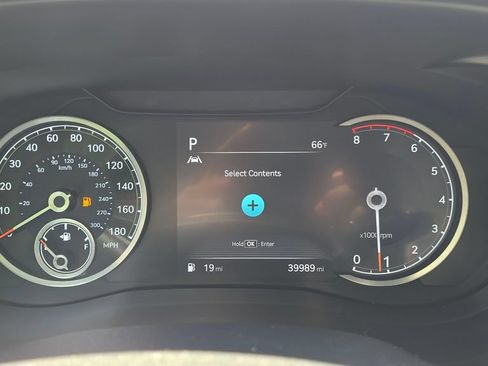 Used 2023 Genesis G70 2.0T AWD/4WD image 27