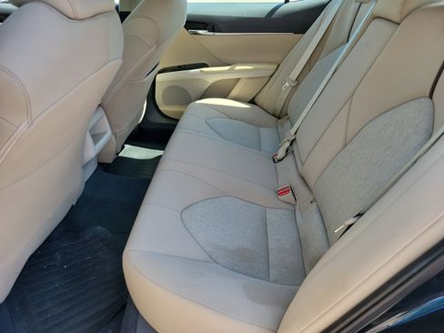 Used 2020 Toyota Camry LE FWD image 8