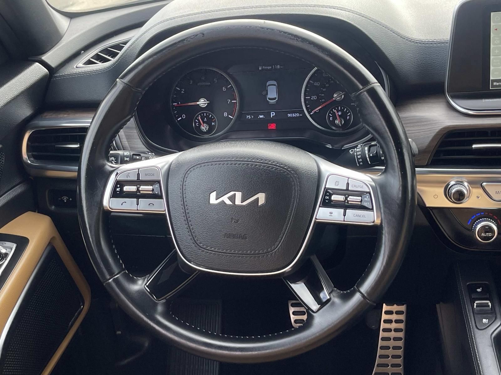Used 2022 Kia Telluride SX FWD image 9
