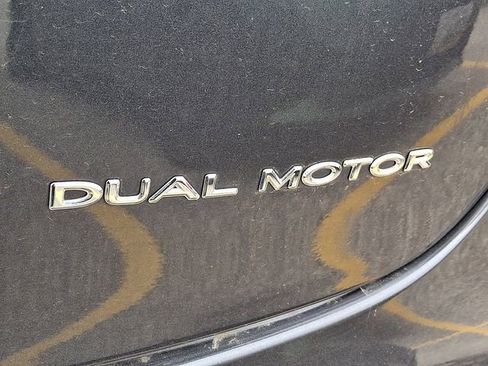 Used 2019 Tesla Model 3 image 4