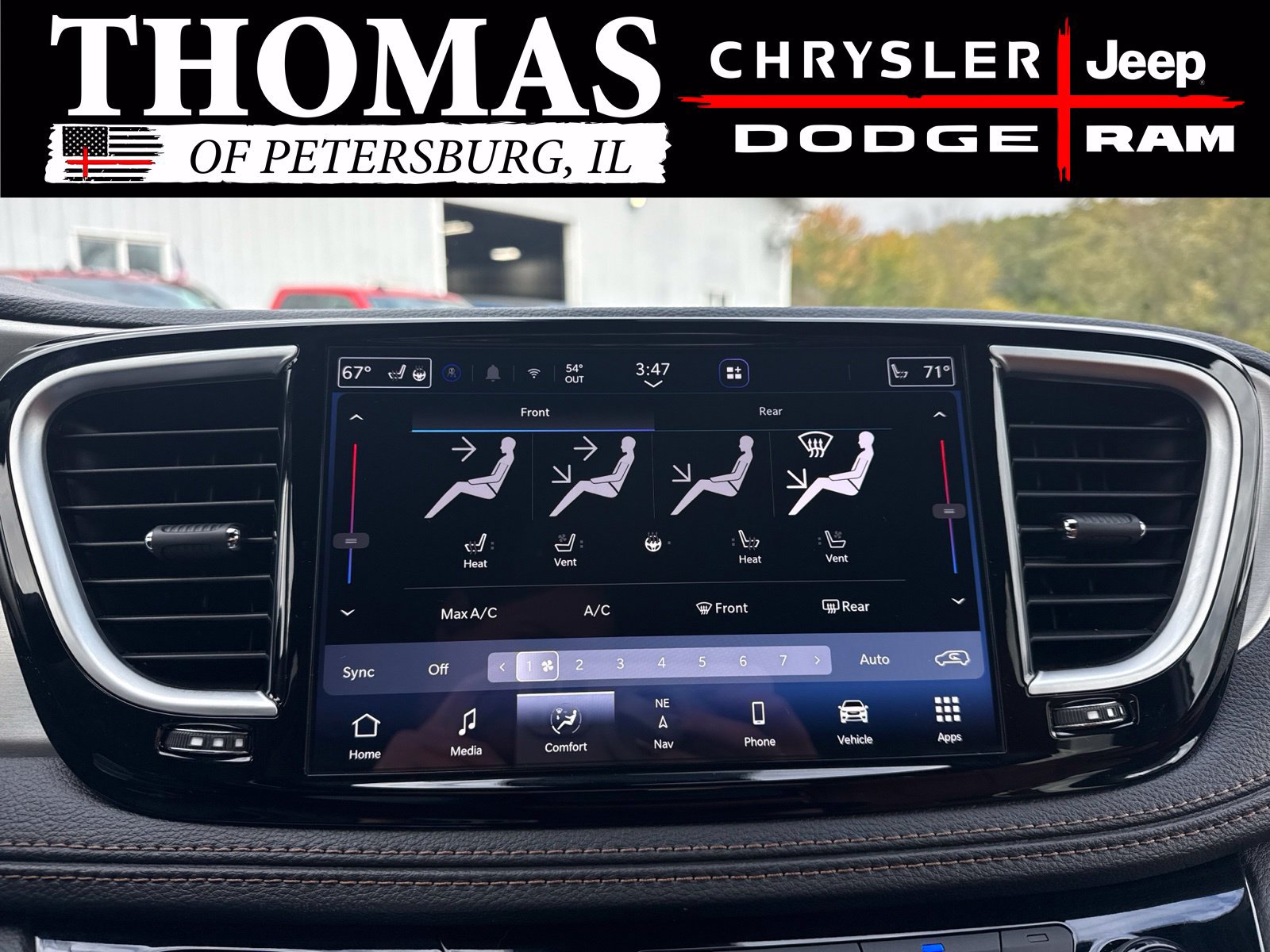 Used 2026 Chrysler Pacifica Pinnacle AWD/4WD image 21