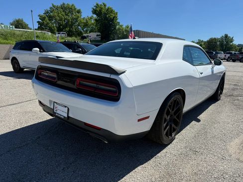 Used 2015 Dodge Challenger R/T Scat Pack RWD image 3