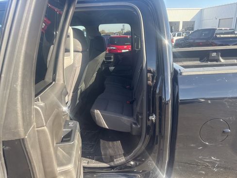 Used 2019 Chevrolet Silverado 1500 LT w/ Texas Edition image 28