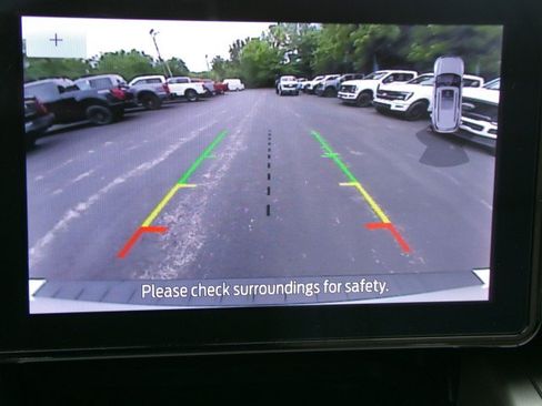 Used 2022 Ford Explorer XLT w/ Equipment Group 202A AWD/4WD image 26