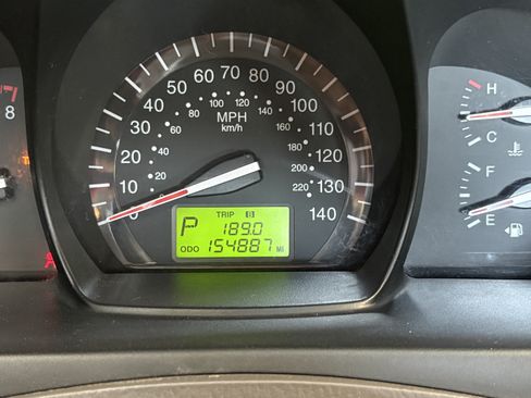 Used 2009 Kia Spectra EX FWD image 16