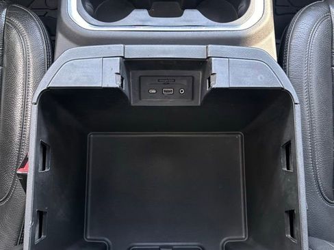 Used 2022 GMC Sierra 2500 Denali w/ Denali Ultimate Package image 21