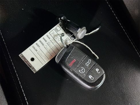 Used 2021 Dodge Charger R/T image 36