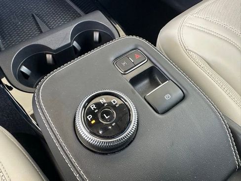 Used 2022 Ford Mustang Mach-E Premium image 21