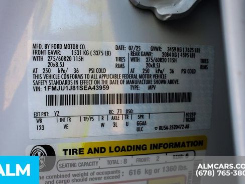 Used 2025 Ford Expedition Active AWD/4WD image 44