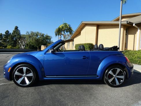 Used 2014 Volkswagen Beetle R-Line image 14