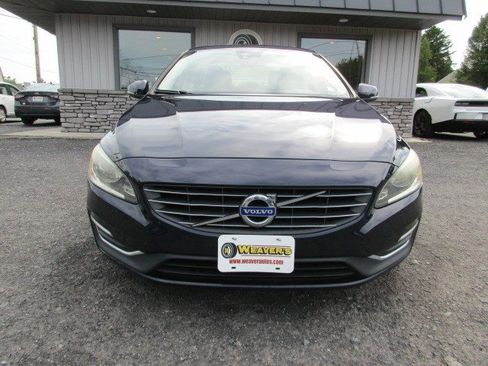Used 2016 Volvo S60 T5 Premier w/ Convenience Package FWD image 3