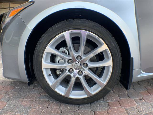 Used 2015 Toyota Avalon Limited FWD image 10