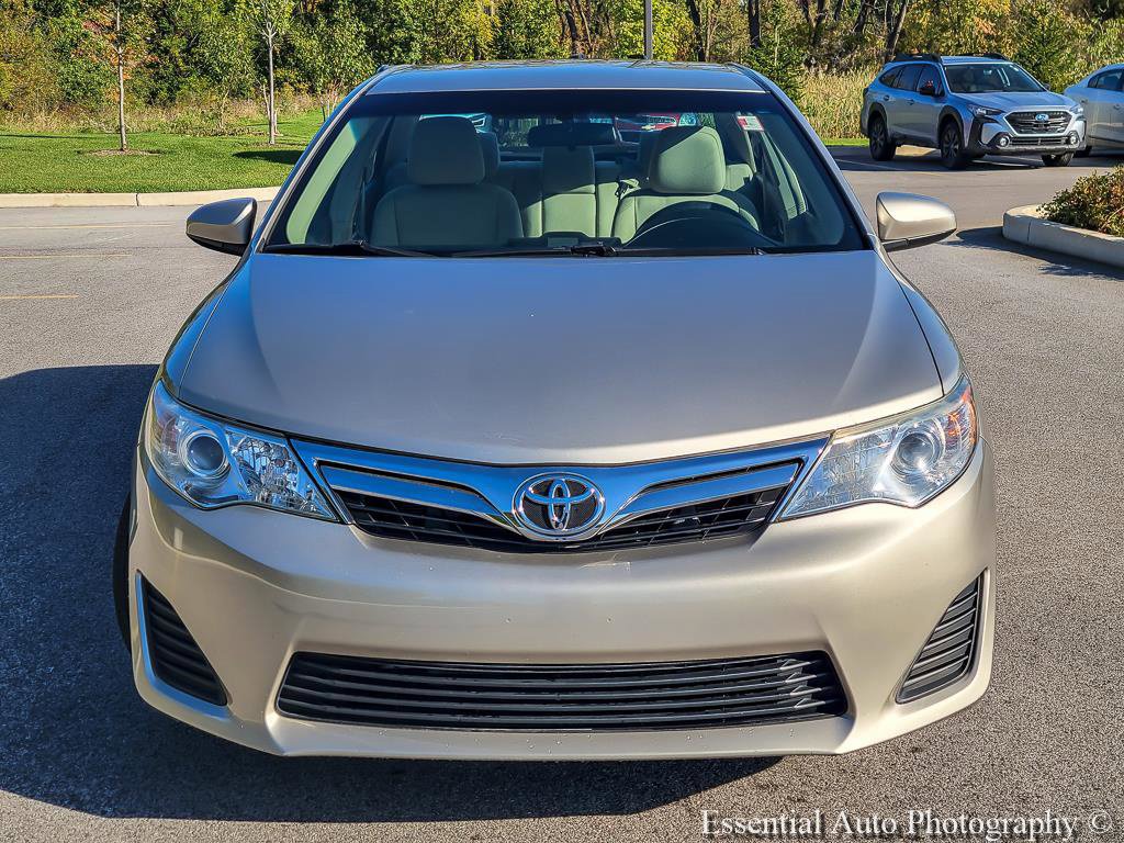 Used 2013 Toyota Camry LE FWD image 4