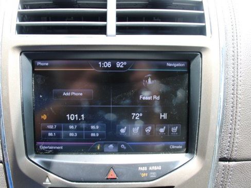 Used 2015 Lincoln MKX FWD w/ Equipment Group 102A image 25