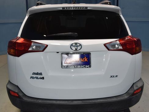 Used 2015 Toyota RAV4 XLE image 27