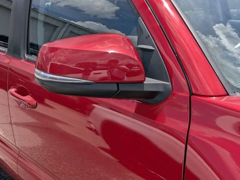 Used 2022 Toyota Tacoma SR5 w/ Technology Package RWD image 10