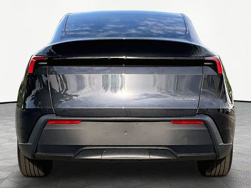Used 2026 Tesla Model Y Long Range AWD/4WD image 6