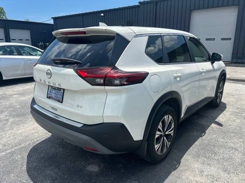 Used 2023 Nissan Rogue SV FWD image 10