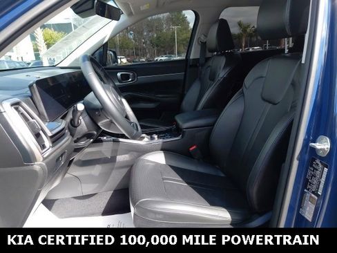 Certified 2024 Kia Sorento S image 23
