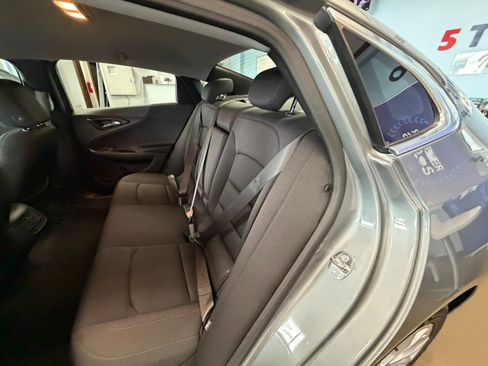Used 2024 Chevrolet Malibu LT image 36