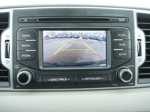 Used 2017 Kia Sportage LX image 34