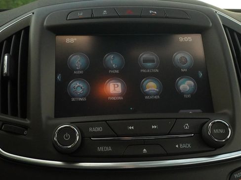 Used 2016 Buick Regal Premium w/ Driver Confidence Package #1 FWD image 15