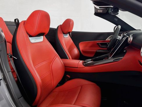Certified 2022 Mercedes-Benz SL 63 AMG 4MATIC image 9