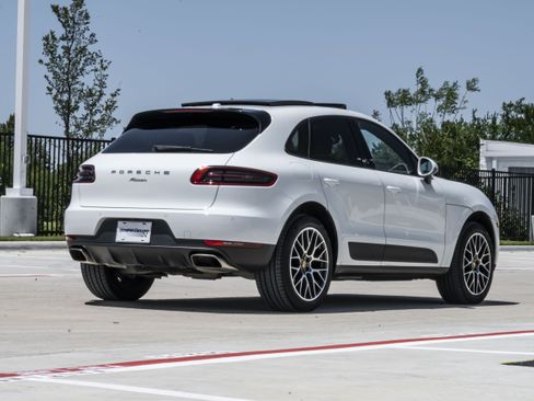 Used 2018 Porsche Macan AWD/4WD image 9