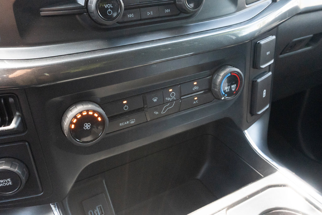 Used 2021 Ford F150 XL w/ STX Appearance Package RWD image 25
