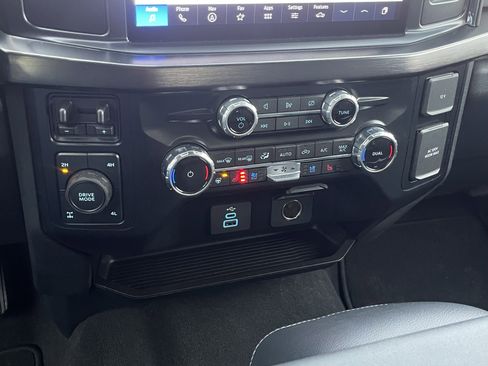 Used 2024 Ford F350 Lariat w/ Camper Package image 25