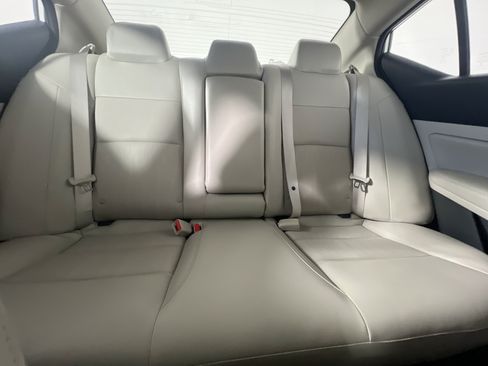 Used 2021 Nissan Altima 2.5 SL FWD image 32