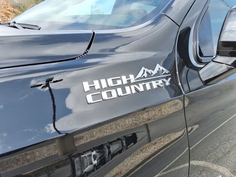 New 2026 Chevrolet Tahoe High Country AWD/4WD image 11