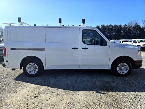 Used 2020 Nissan NV 2500 SV image 6