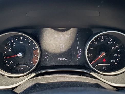 Used 2019 Jeep Compass Latitude w/ Cold Weather Group AWD/4WD image 10