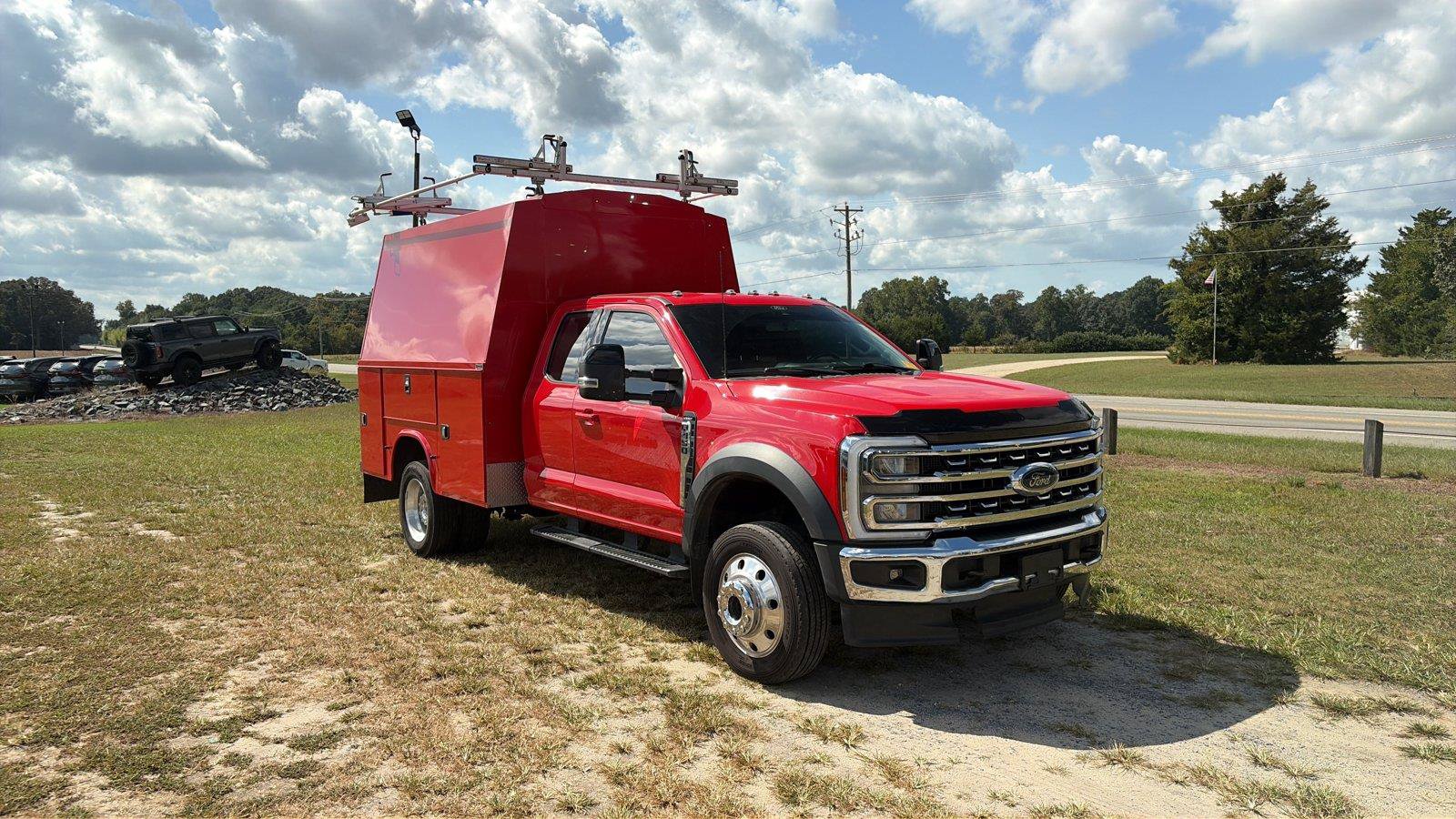 Used 2024 Ford F450 Lariat w/ Snow Plow Prep Package AWD/4WD image 7