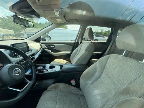 Used 2021 Nissan Rogue SV FWD image 3