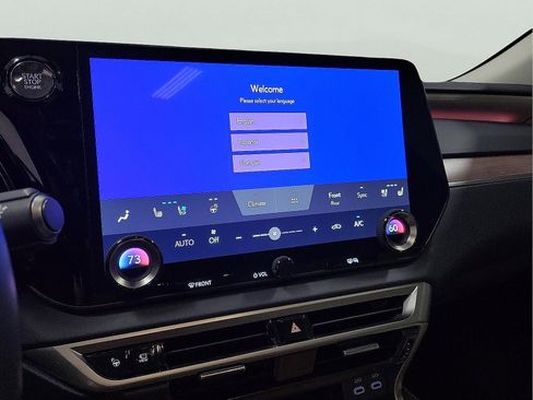 Used 2023 Lexus RX 350 w/ Luxury Package image 17