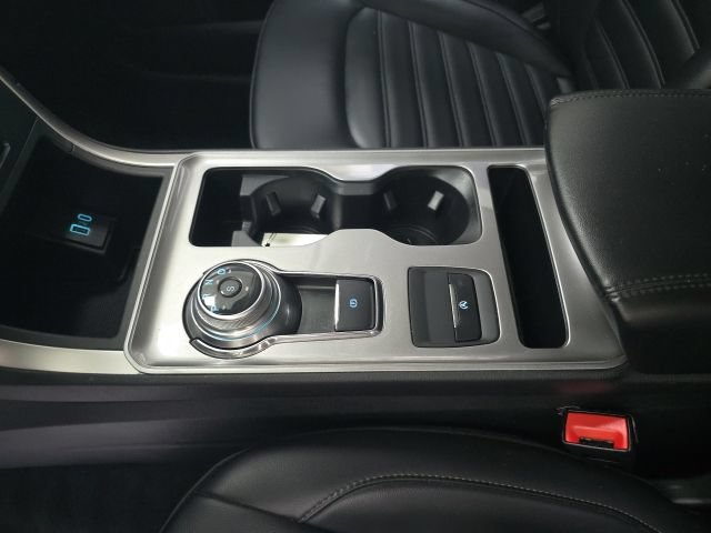 Used 2024 Ford Edge SEL AWD/4WD image 19