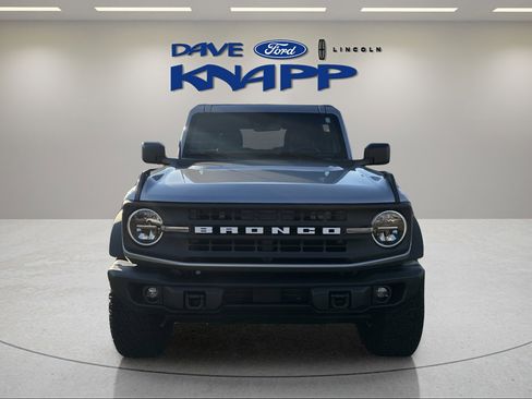 Used 2024 Ford Bronco Black Diamond w/ Sasquatch Package image 2