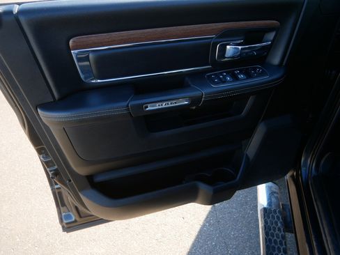 Used 2018 RAM 1500 Laramie w/ Convenience Group image 21