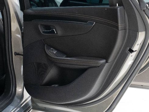 Used 2019 Chevrolet Impala Premier FWD image 19