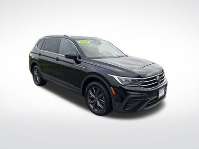 Used 2022 Volkswagen Tiguan SE