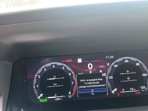 Used 2025 Toyota Tacoma TRD Sport image 10