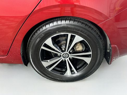 Used 2021 Nissan Sentra SV FWD image 11