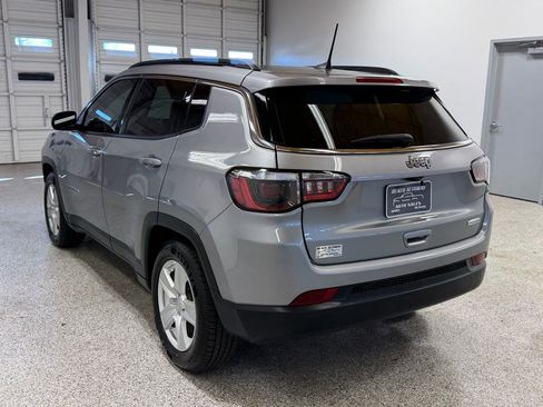 Used 2022 Jeep Compass Latitude w/ Sun and Sound Group image 2