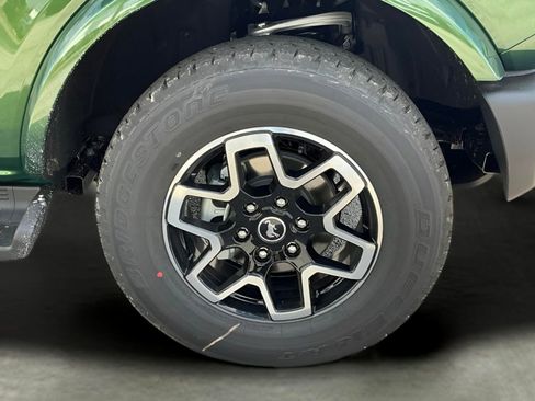 New 2025 Ford Bronco Outer Banks AWD/4WD image 17