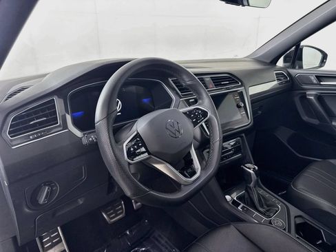 Certified 2024 Volkswagen Tiguan SE R-Line AWD/4WD image 4