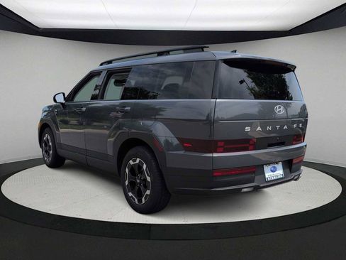 Used 2025 Hyundai Santa Fe SEL AWD/4WD image 6